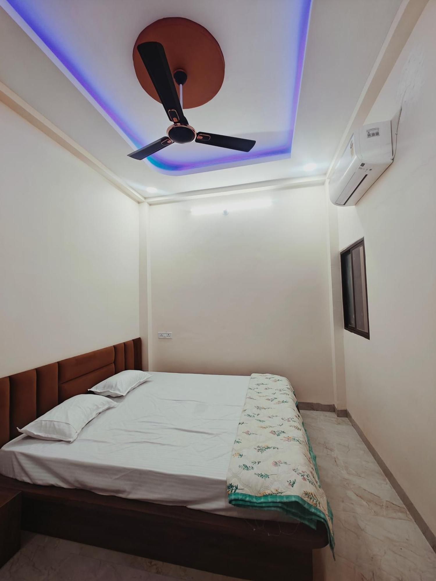 Nandi Homes Homestay Уджайн Екстериор снимка